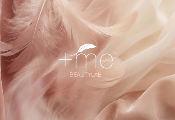 Logo piume beauty lab sfondo rosa antico